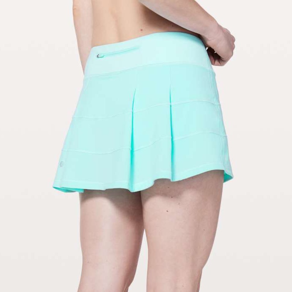Lululemon athletica aquamarine pace rival skirt (RARE)